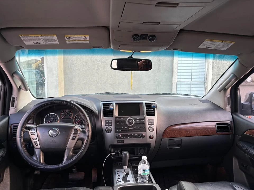 2014 Nissan Armada - Image 15 of 18