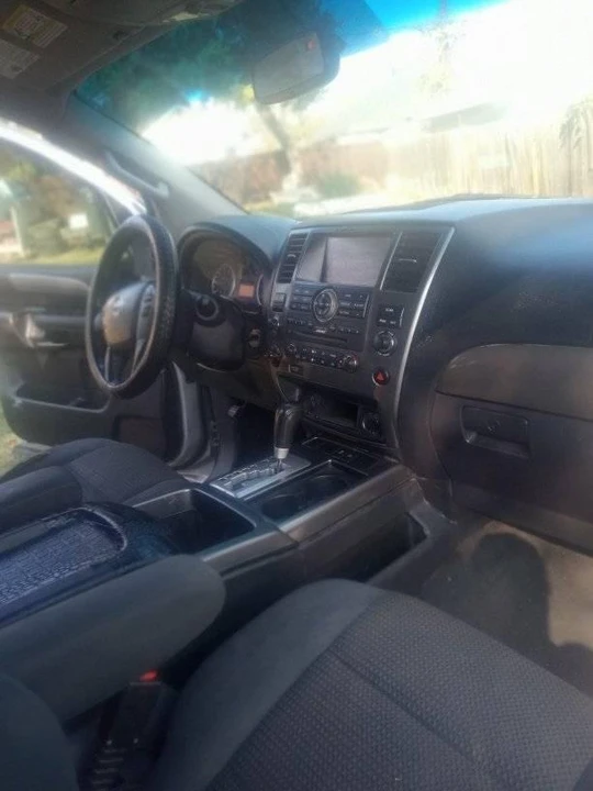 2014 Nissan Armada - Image 3 of 3