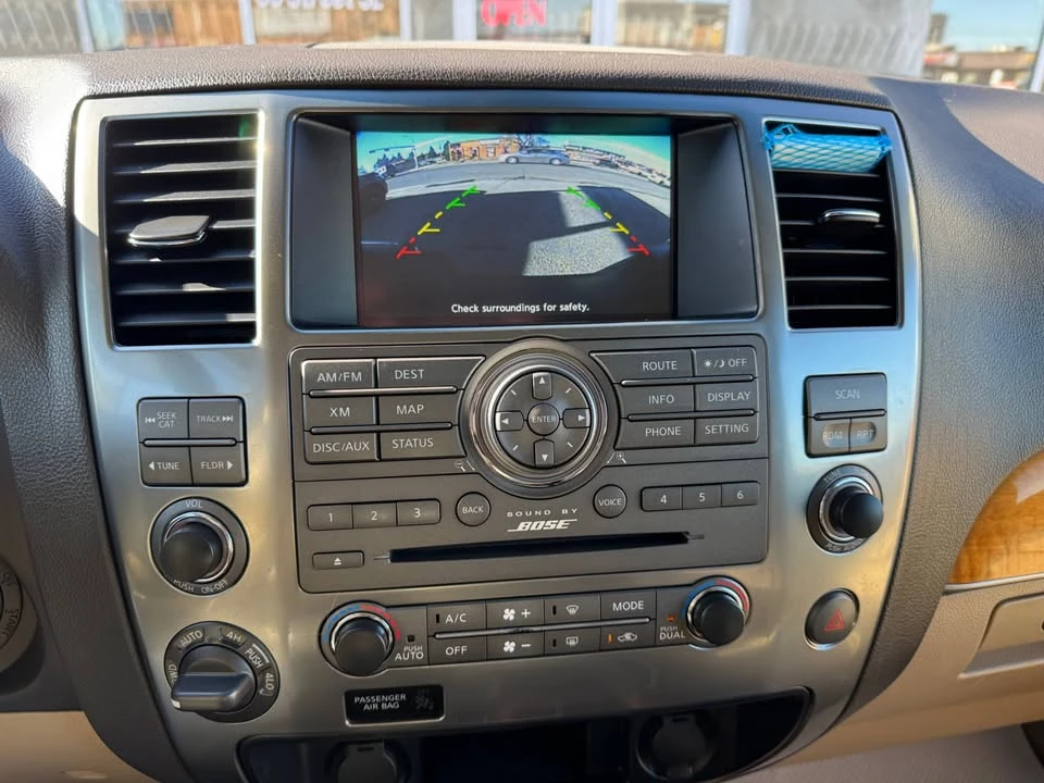 2014 Nissan Armada - Image 18 of 20
