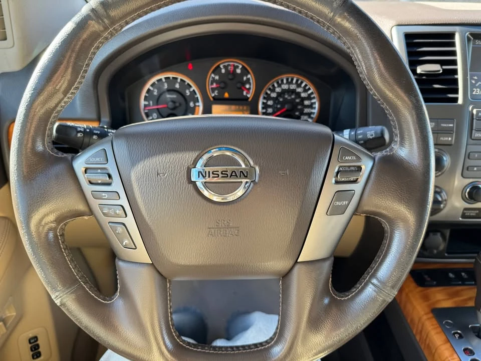 2014 Nissan Armada - Image 17 of 20