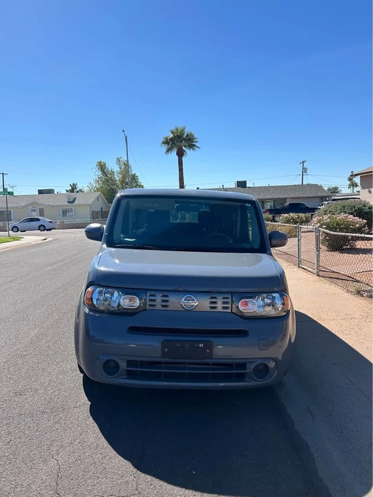 2014 Nissan Cube - Image 2 of 11