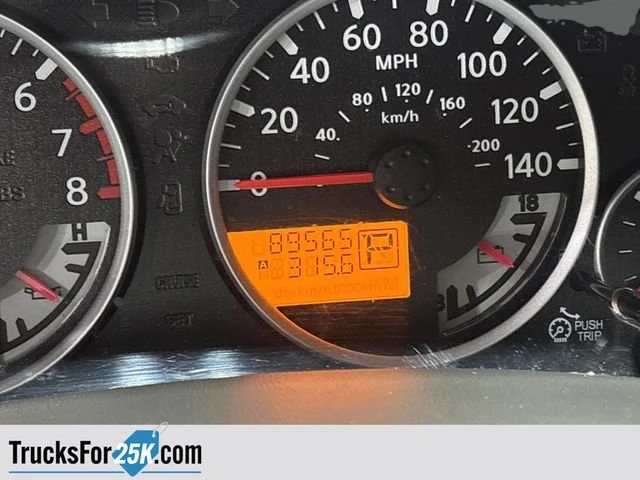 2014 Nissan Frontier 2nd Gen - Image 7 of 20