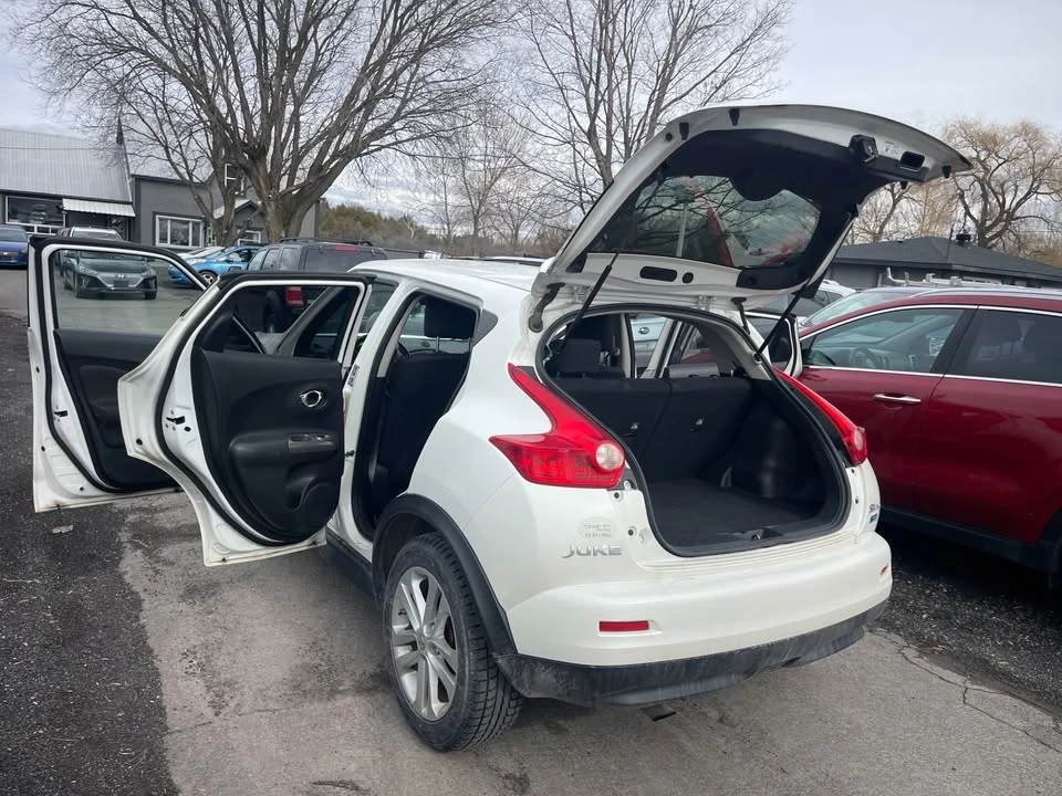 2014 Nissan Juke - Image 12 of 13
