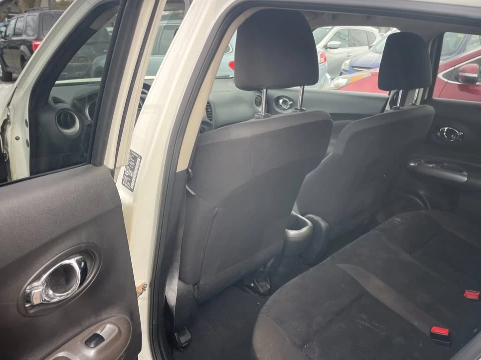 2014 Nissan Juke - Image 10 of 13