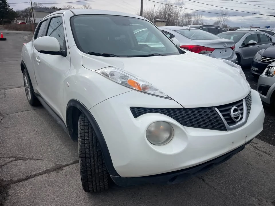 2014 Nissan Juke - Image 2 of 13