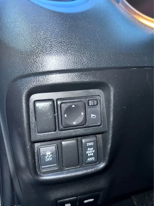 2014 Nissan Juke - Image 11 of 16