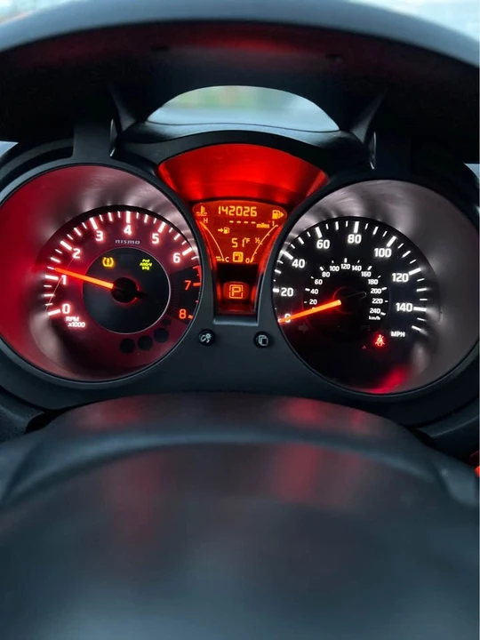 2014 Nissan Juke - Image 8 of 17