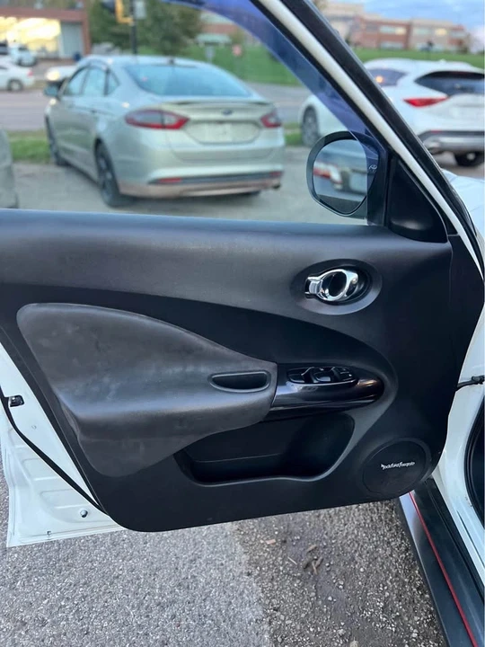 2014 Nissan Juke - Image 6 of 17