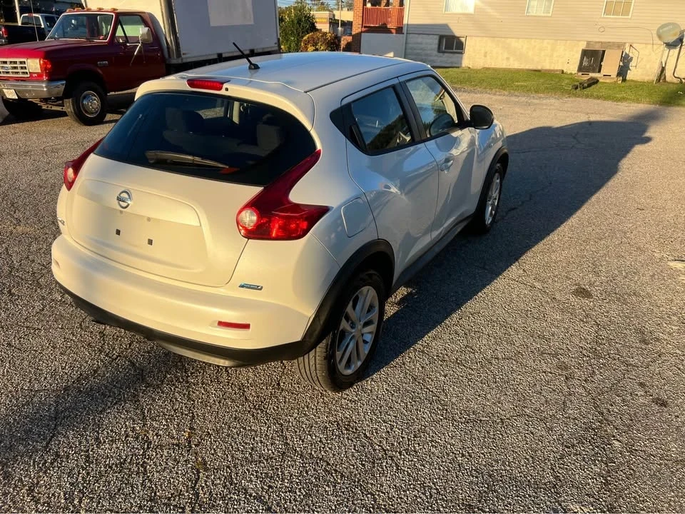 2014 Nissan Juke - Image 7 of 17