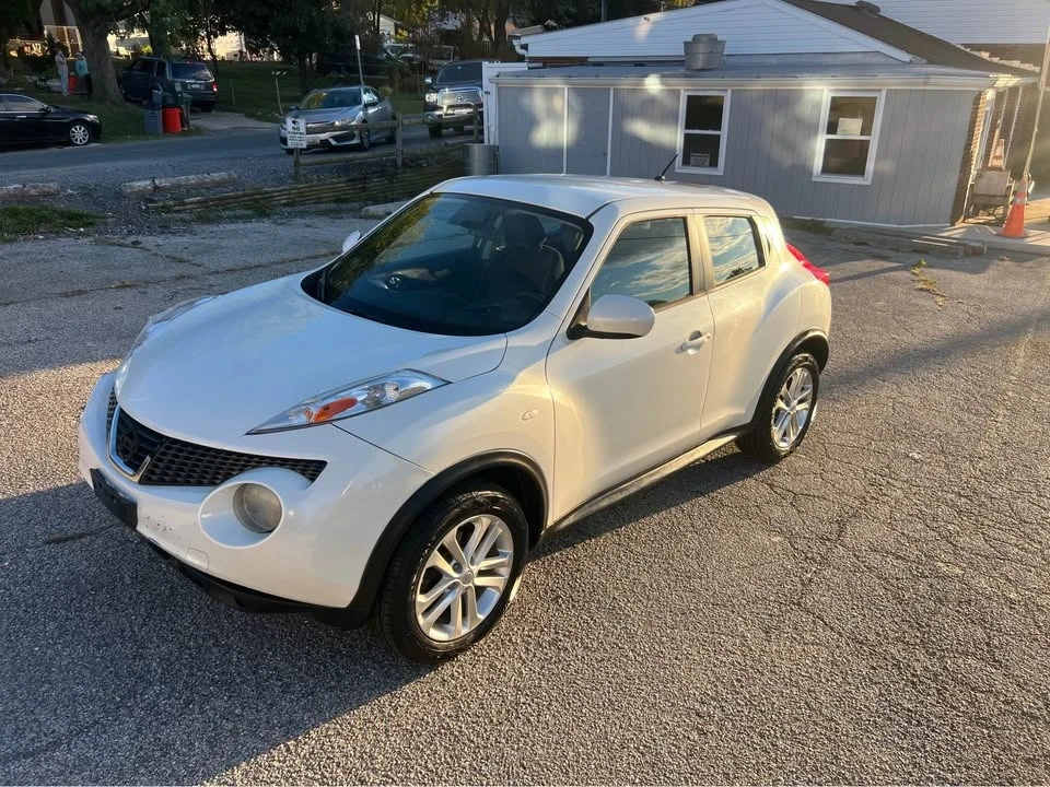 2014 Nissan Juke - Image 3 of 17
