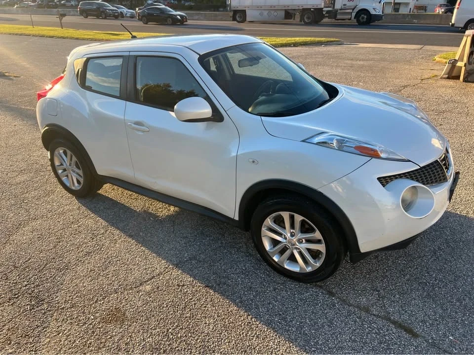 2014 Nissan Juke - Image 5 of 17