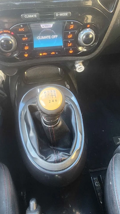 2014 Nissan Juke - Image 11 of 15