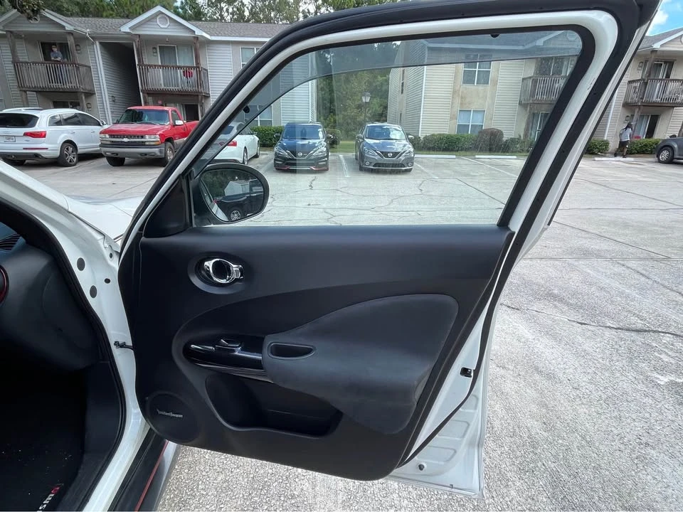 2014 Nissan Juke - Image 11 of 14