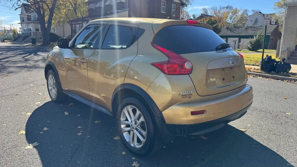 2014 Nissan Juke - Image 6 of 17