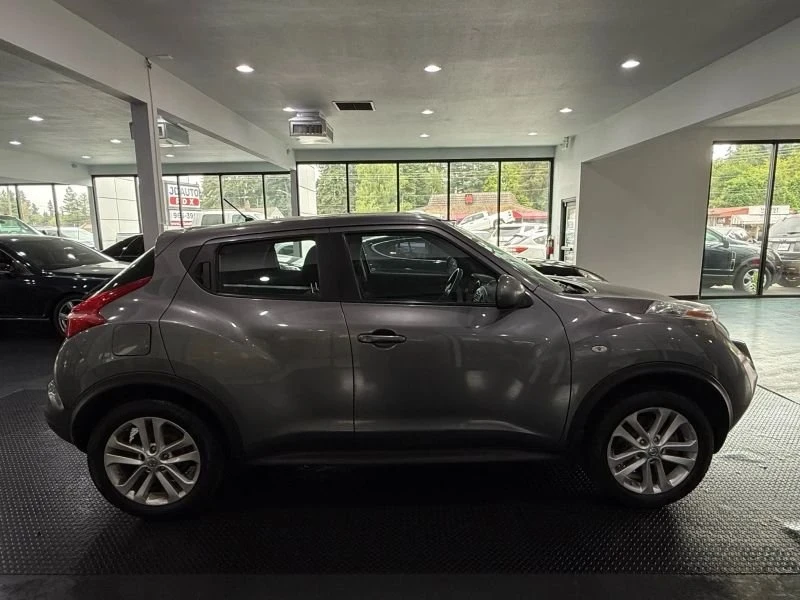 2014 Nissan Juke - Image 6 of 8
