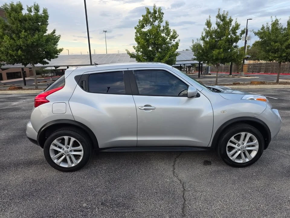 2014 Nissan Juke - Image 4 of 12