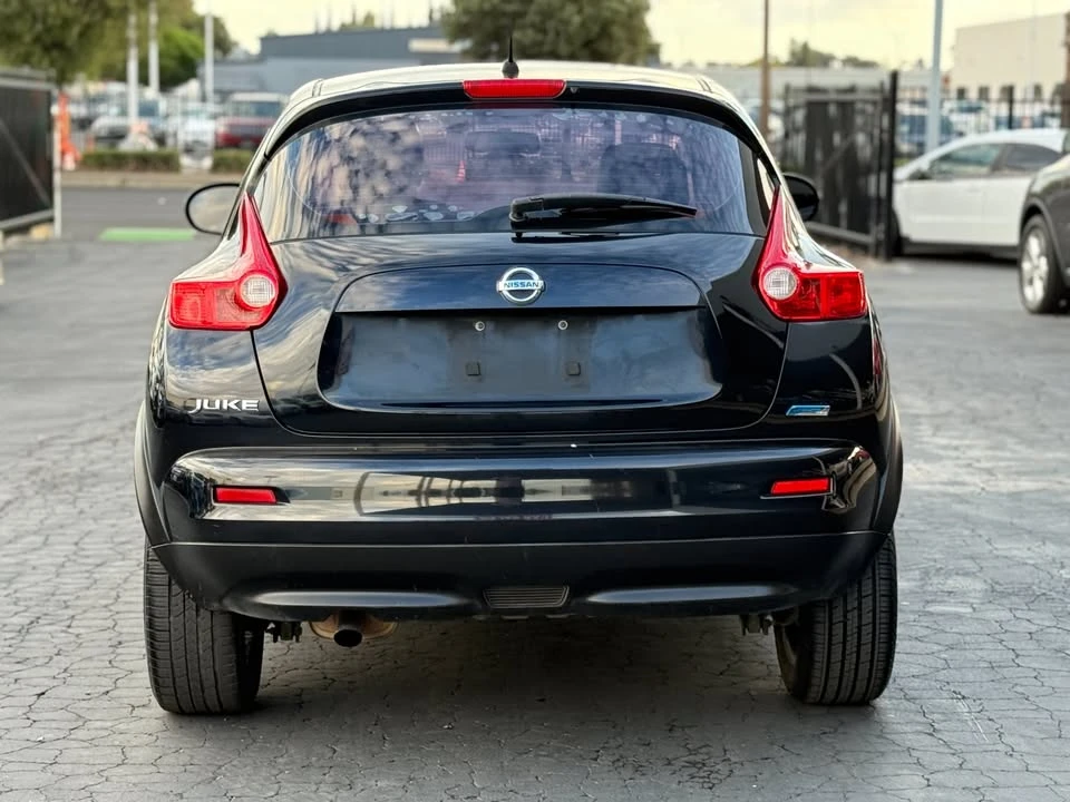 2014 Nissan Juke - Image 8 of 17