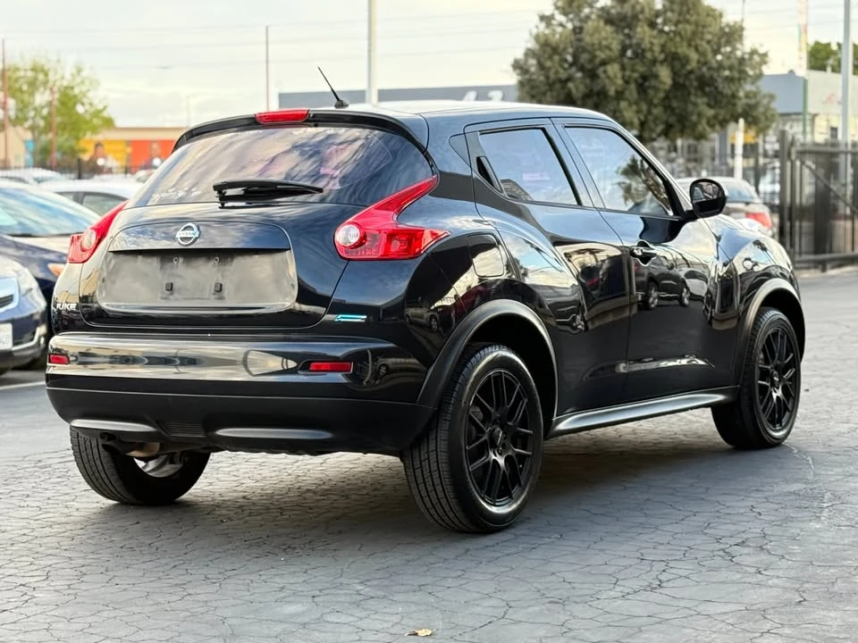 2014 Nissan Juke - Image 9 of 17