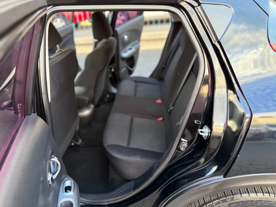 2014 Nissan Juke - Image 14 of 17