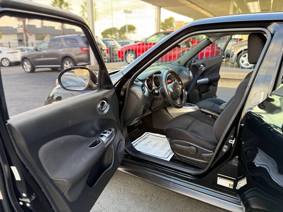 2014 Nissan Juke - Image 10 of 17