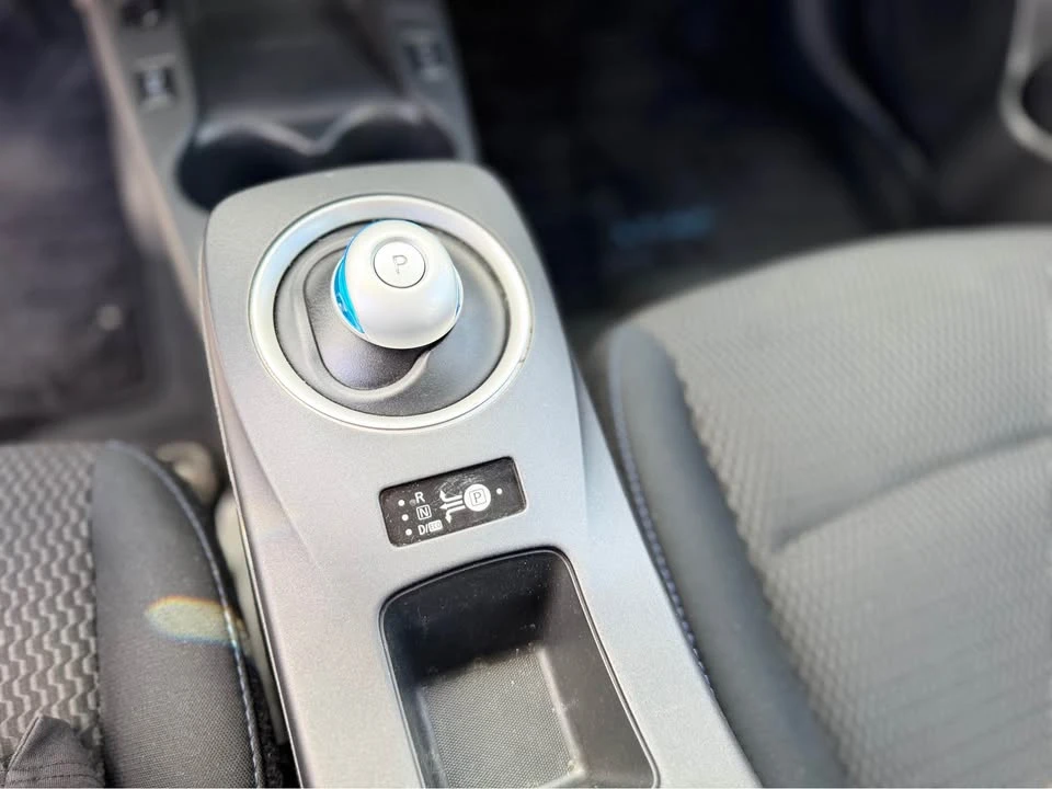 2014 Nissan Leaf - Image 16 of 19