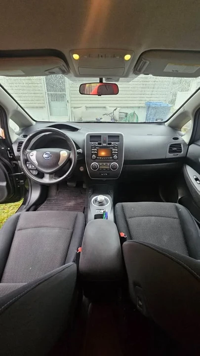 2014 Nissan Leaf - Image 2 of 9