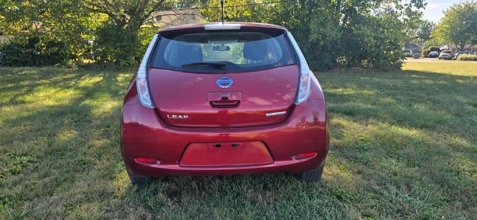 2014 Nissan Leaf - Image 6 of 12