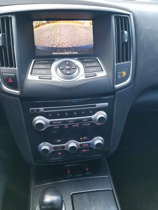 2014 Nissan Maxima 7th Gen - Image 17 of 19