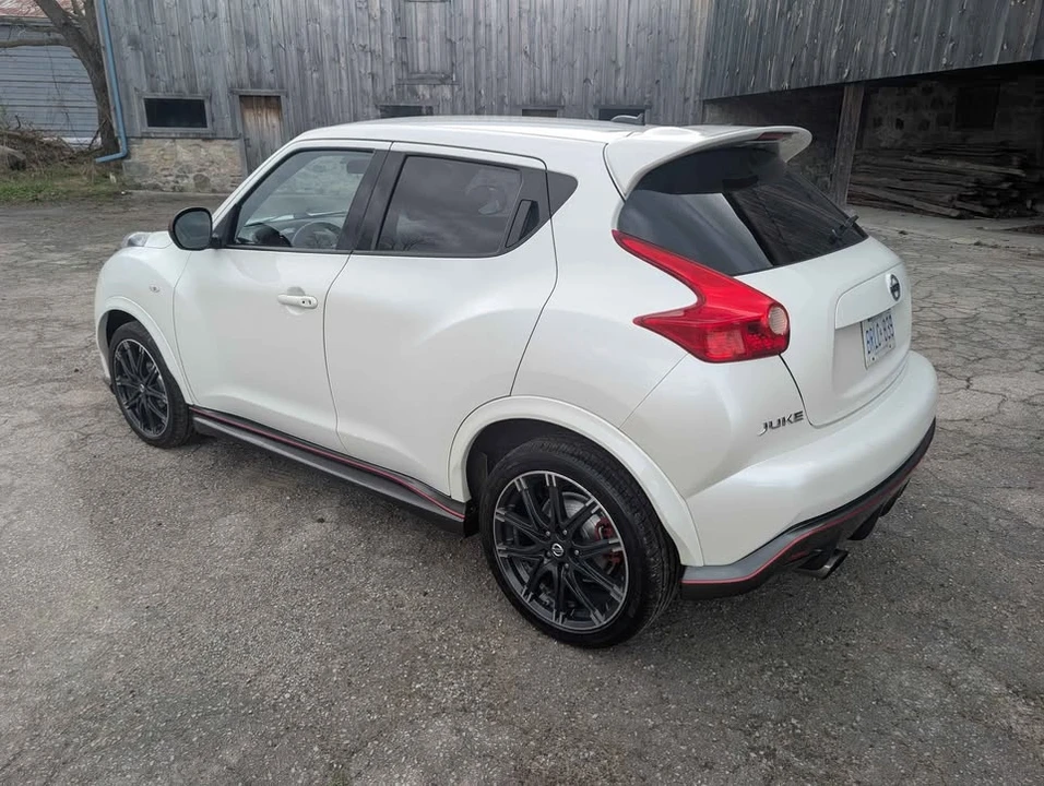 2014 Nissan Juke - Image 11 of 19