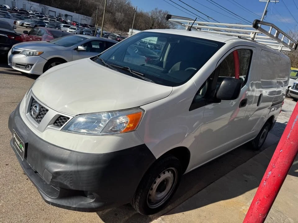 2014 Nissan NV - Image 4 of 20