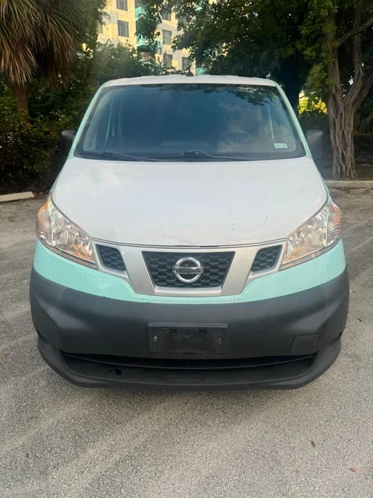2014 Nissan NV - Image 2 of 12