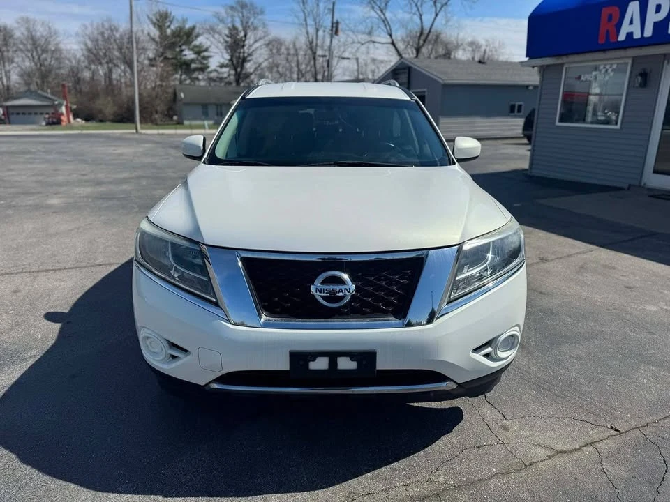 2014 Nissan Pathfinder 4th Gen - Image 2 of 17