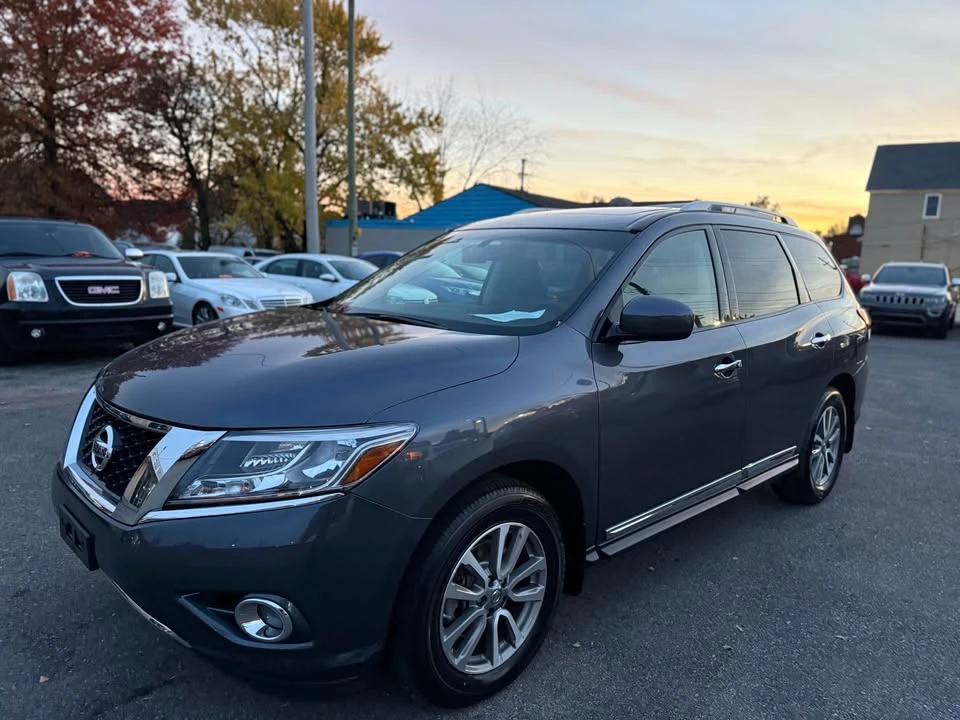 2014 Nissan Pathfinder 4th Gen - Image 3 of 20