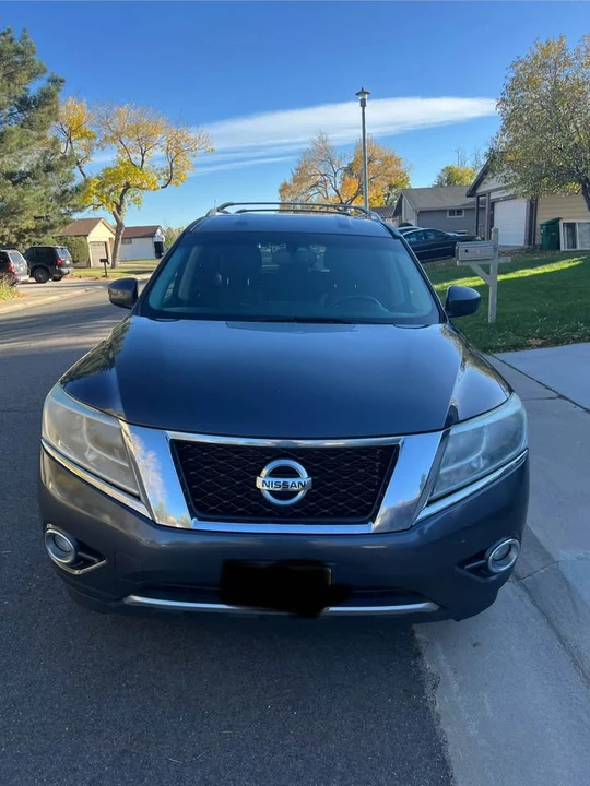 2014 Nissan Pathfinder 4th Gen - Image 2 of 8