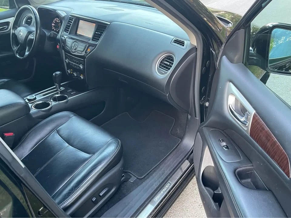 2014 Nissan Pathfinder 4th Gen - Image 10 of 20
