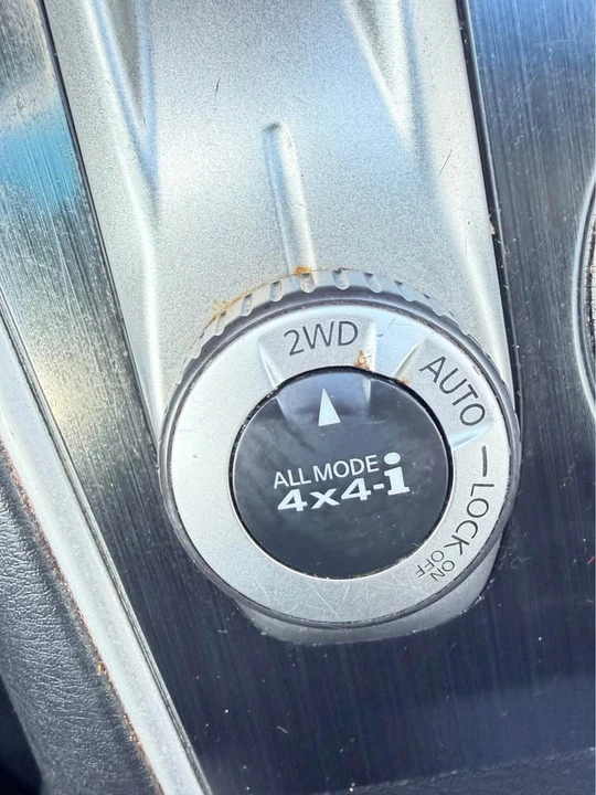 2014 Nissan Pathfinder 4th Gen - Image 12 of 14