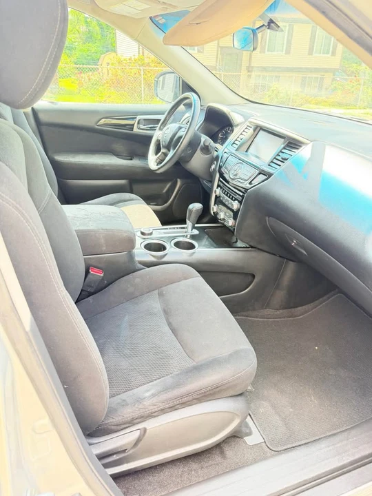 2014 Nissan Pathfinder 4th Gen - Image 5 of 14