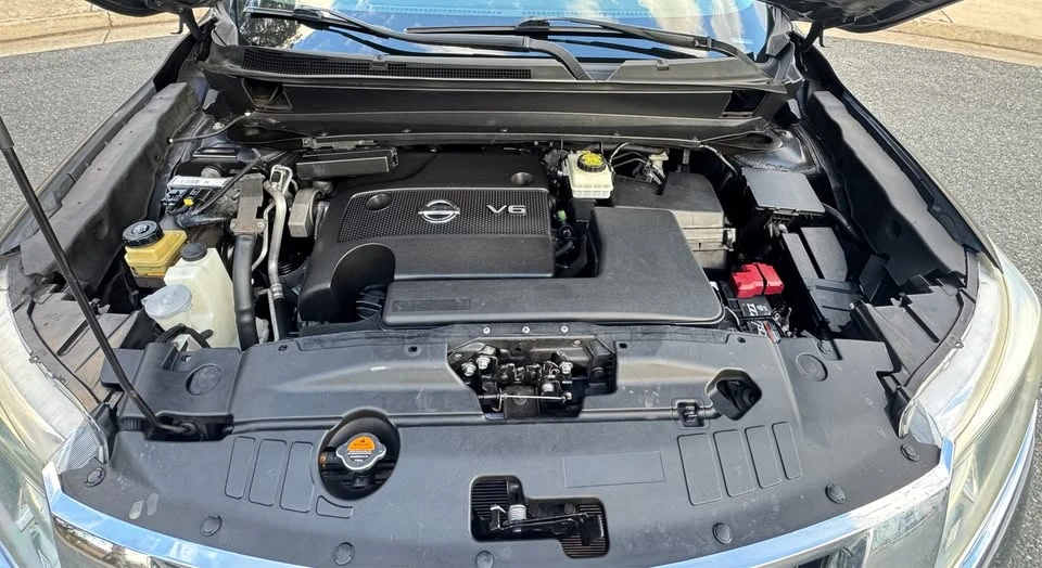 2014 Nissan Pathfinder 4th Gen - Image 8 of 17