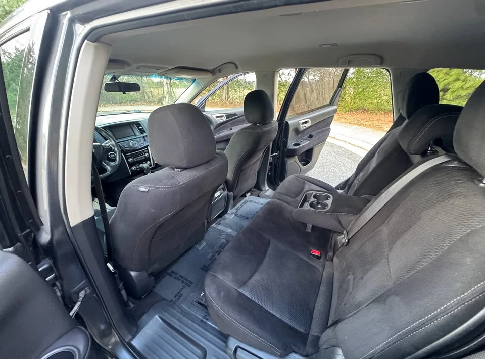 2014 Nissan Pathfinder 4th Gen - Image 13 of 17