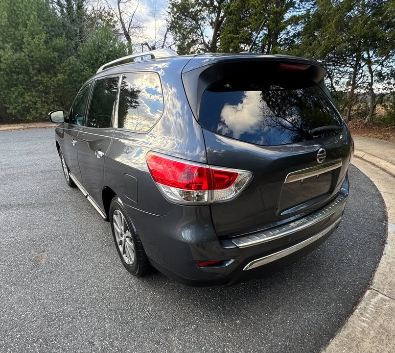 2014 Nissan Pathfinder 4th Gen - Image 6 of 17