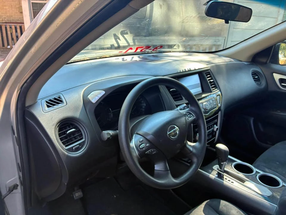 2014 Nissan Pathfinder 4th Gen - Image 3 of 5