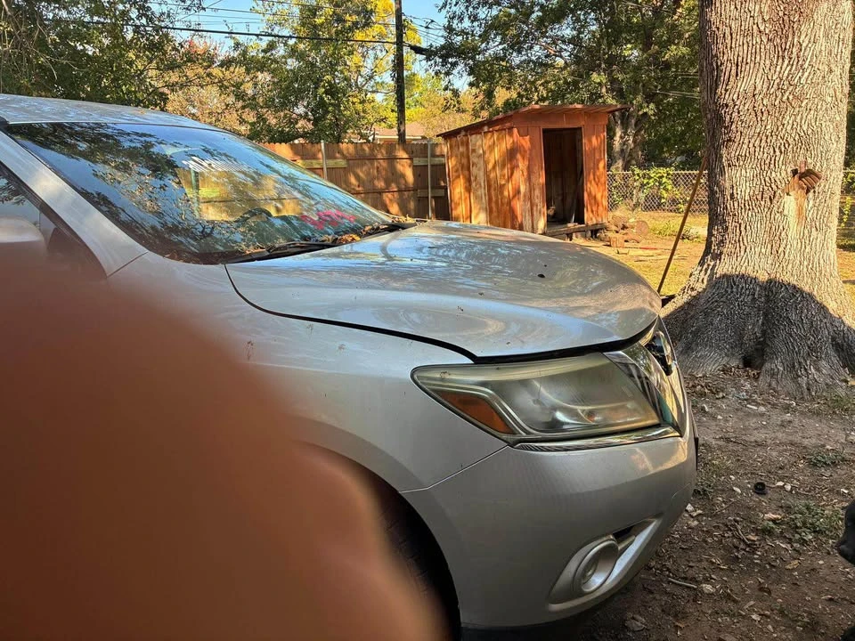 2014 Nissan Pathfinder 4th Gen - Image 2 of 5