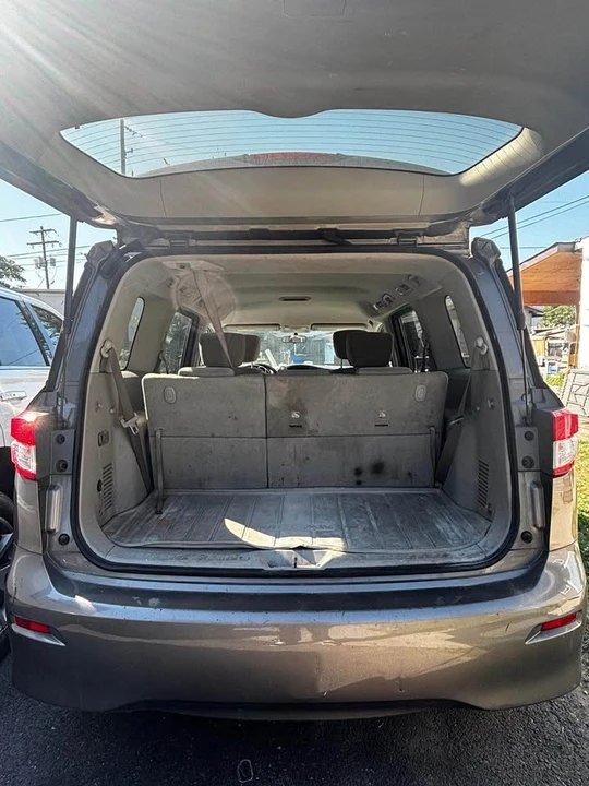 2014 Nissan Quest - Image 9 of 9
