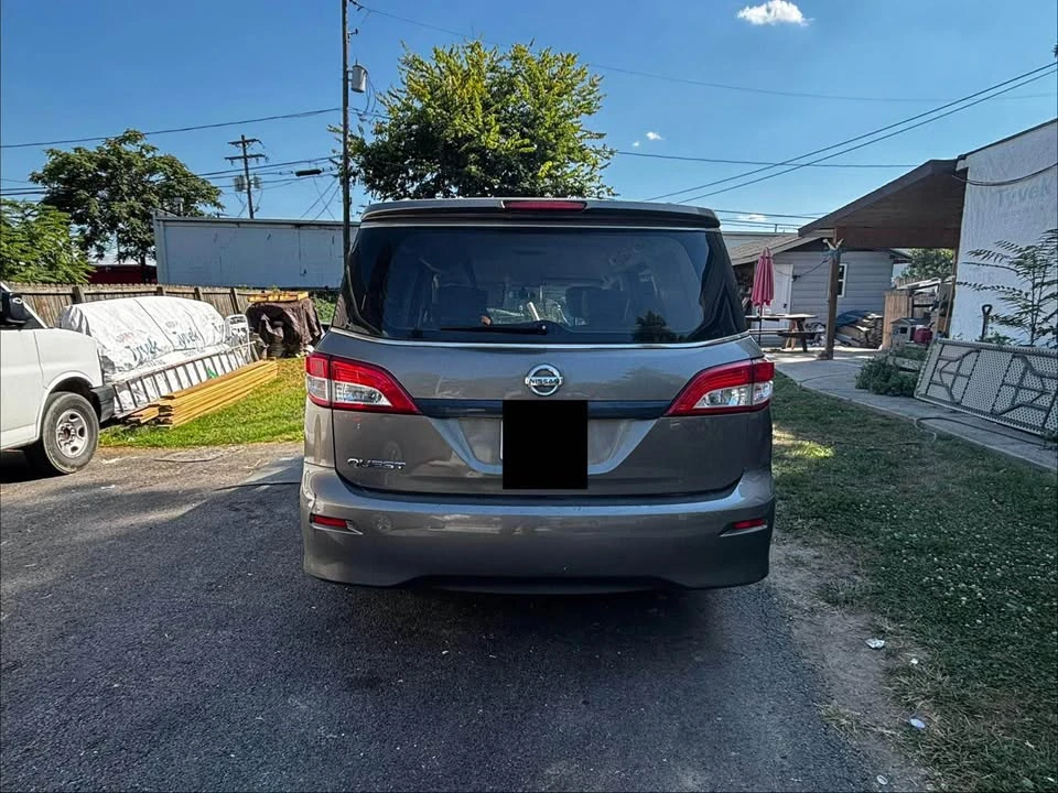 2014 Nissan Quest - Image 4 of 9