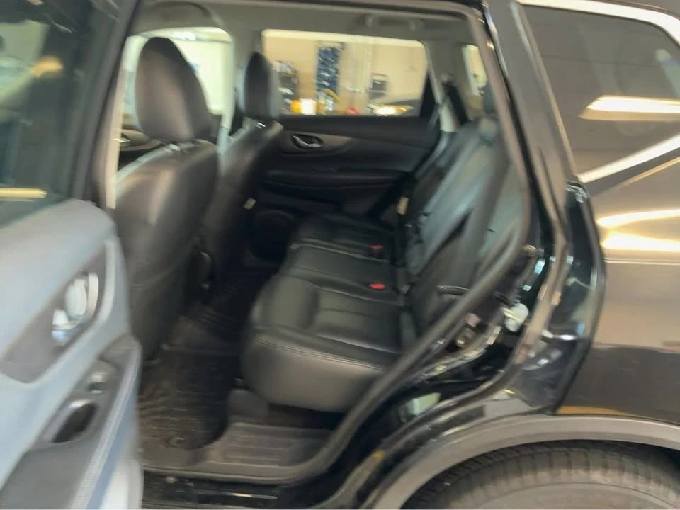 2014 Nissan Rogue - Image 5 of 6