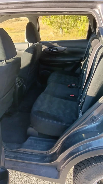 2014 Nissan Rogue - Image 7 of 8