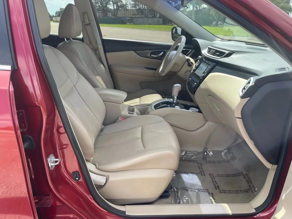 2014 Nissan Rogue - Image 14 of 20