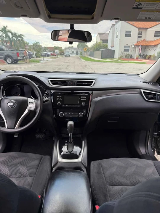 2014 Nissan Rogue - Image 5 of 14