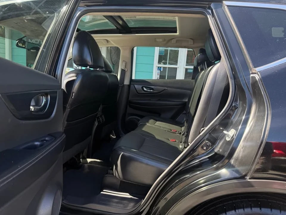 2014 Nissan Rogue - Image 13 of 19
