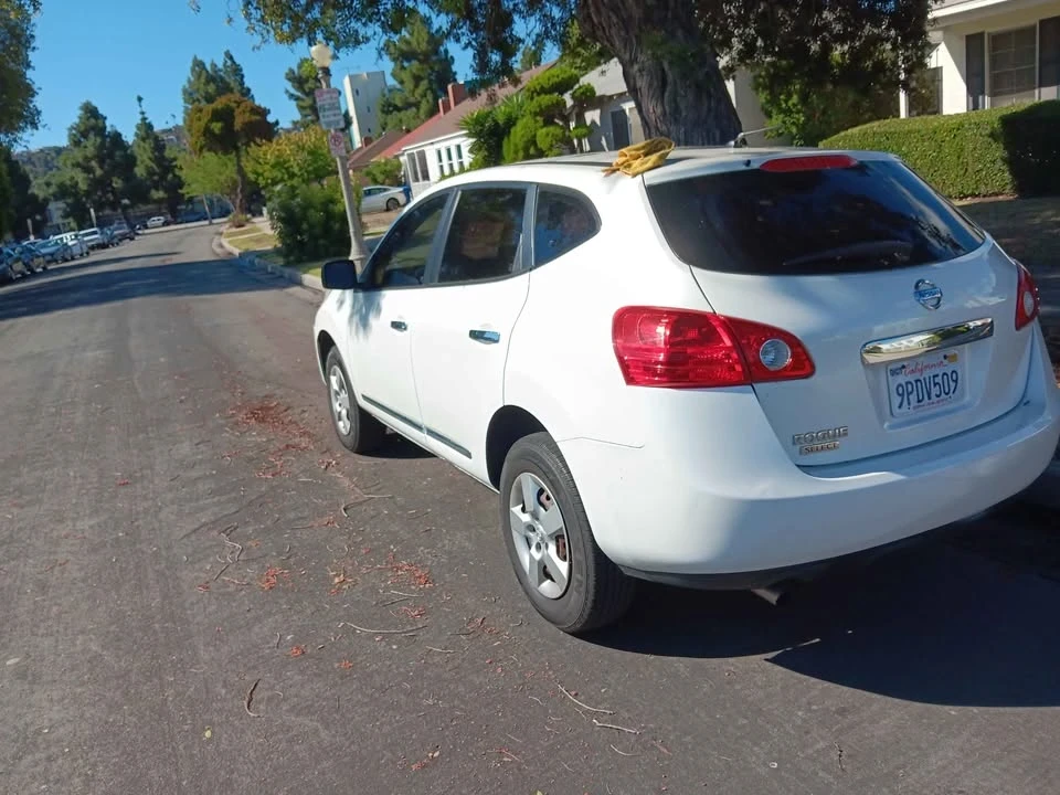 2014 Nissan Rogue - Image 4 of 10